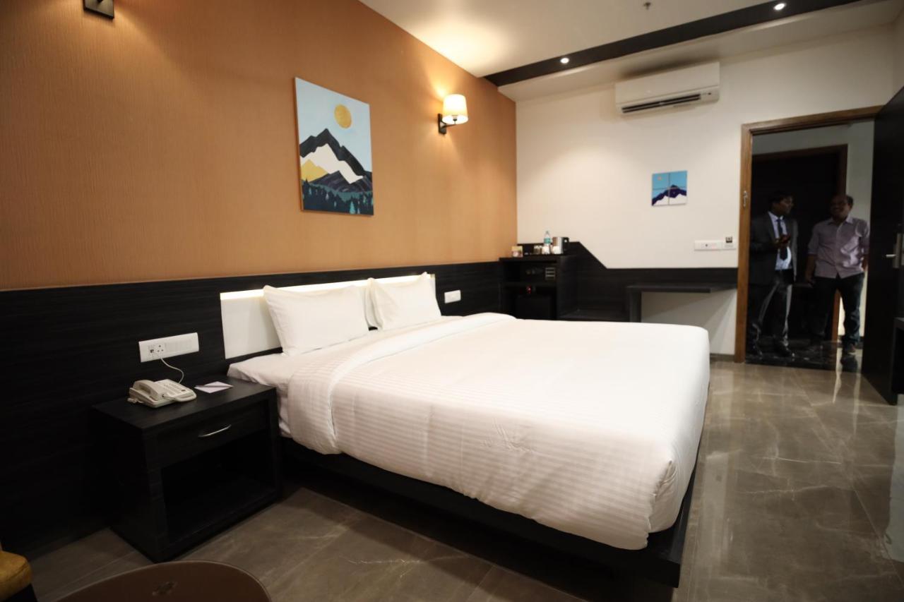 Enrise By Sayaji Aurangabad Hotel Exterior photo
