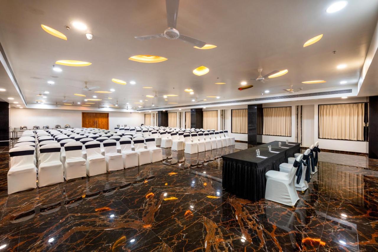 Enrise By Sayaji Aurangabad Hotel Exterior photo
