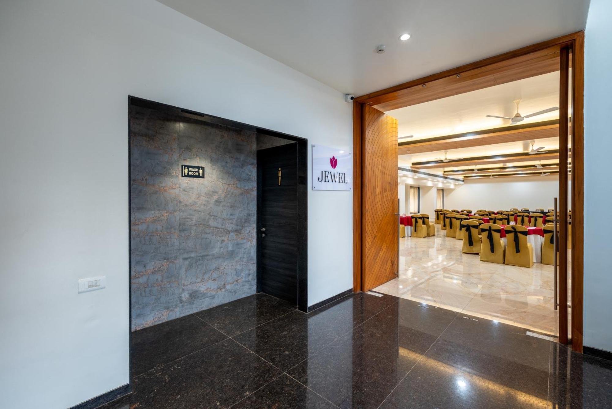 Enrise By Sayaji Aurangabad Hotel Exterior photo